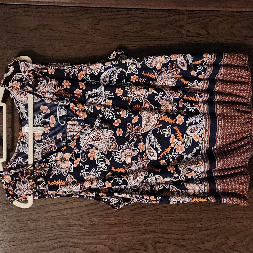 Women's Sleeveless Blouse